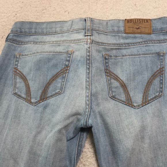 Hollister Jeans 👖 - Picture 2 of 5